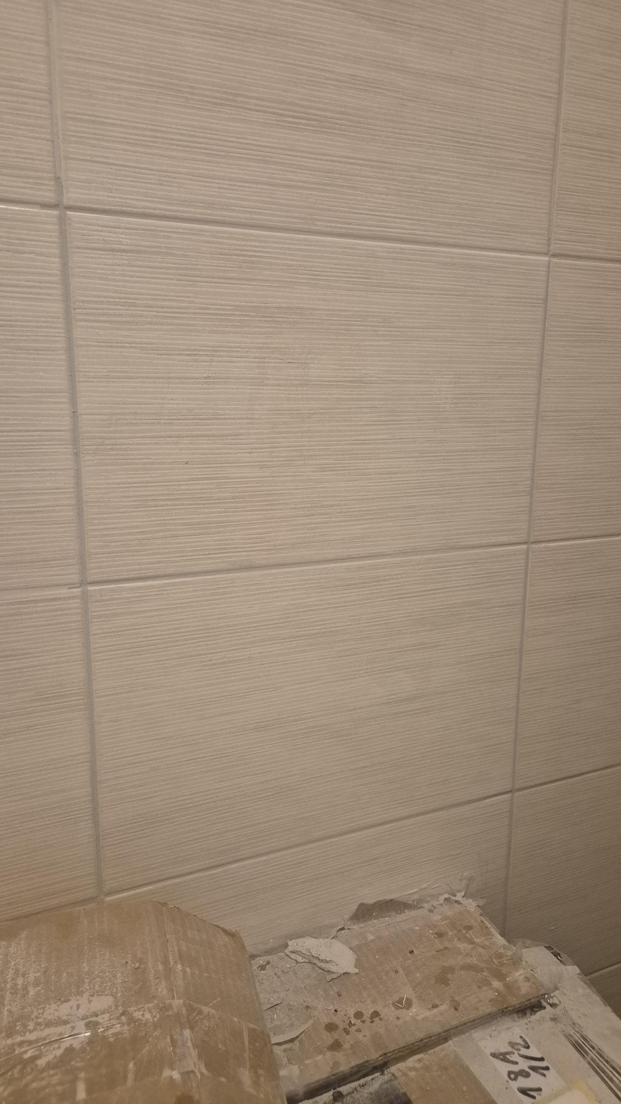 Repair of damaged tiles 5 – tile bonding and finishing